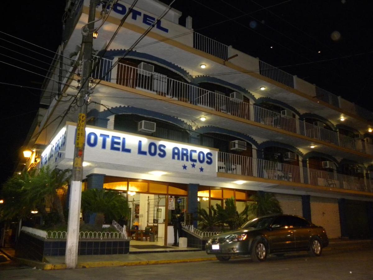 Arcos Hotel Catemaco Exterior foto